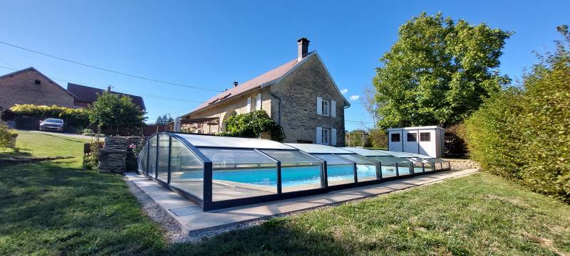 Achat Maison en pierre avec piscine, dépendance et garage à Annoisin-Chatelans proche de Optevoz